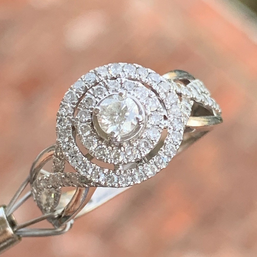 1 carat tw apprx diamond 14k gold engagement ring